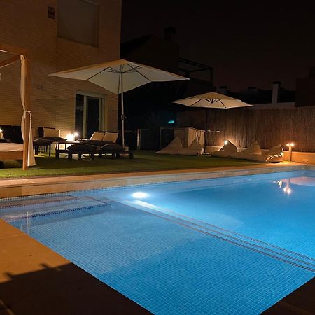 Valdevebas chalet con piscina en Madrid centro WIFI gratis Exterior foto