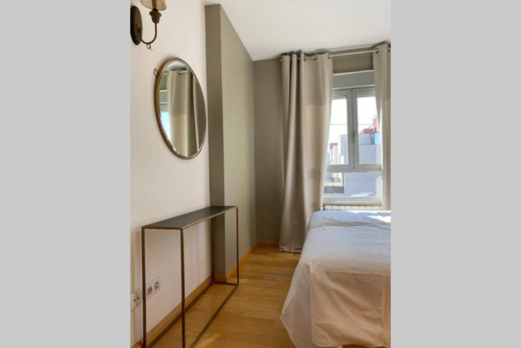 Valdevebas chalet con piscina en Madrid centro WIFI gratis Exterior foto